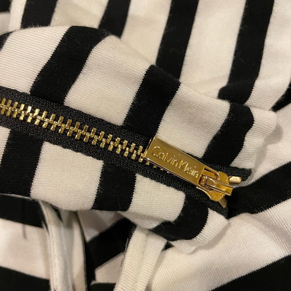 Calvin Klein Striped Top 1X‎ - Picture 6 of 8